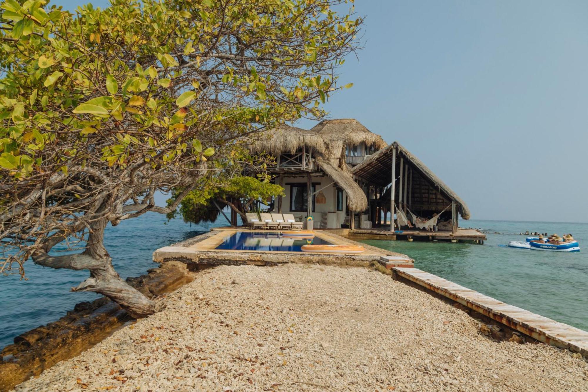 Isla Kalua - Private Ocean Villa Luaran gambar