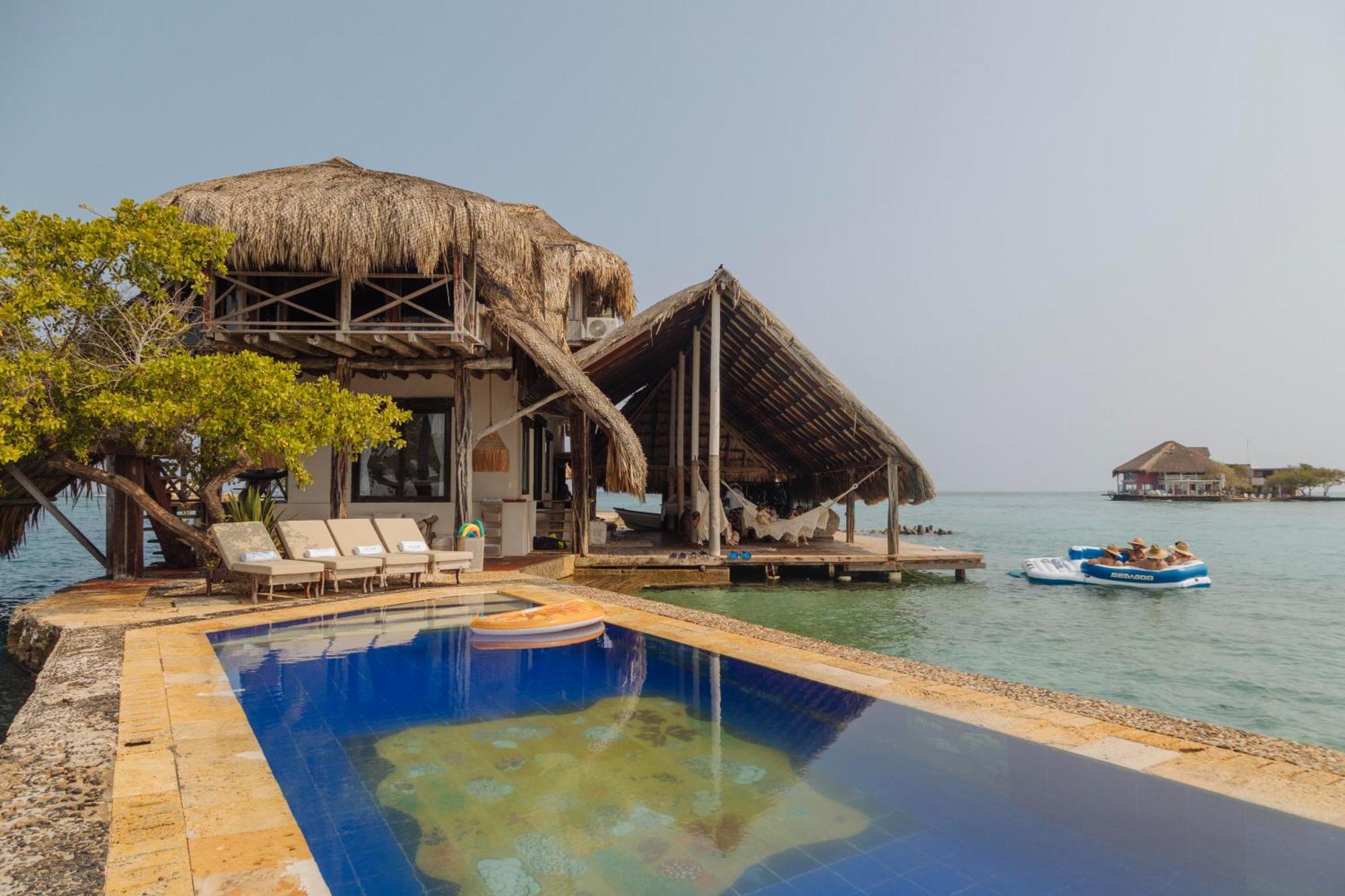 Isla Kalua - Private Ocean Villa Luaran gambar
